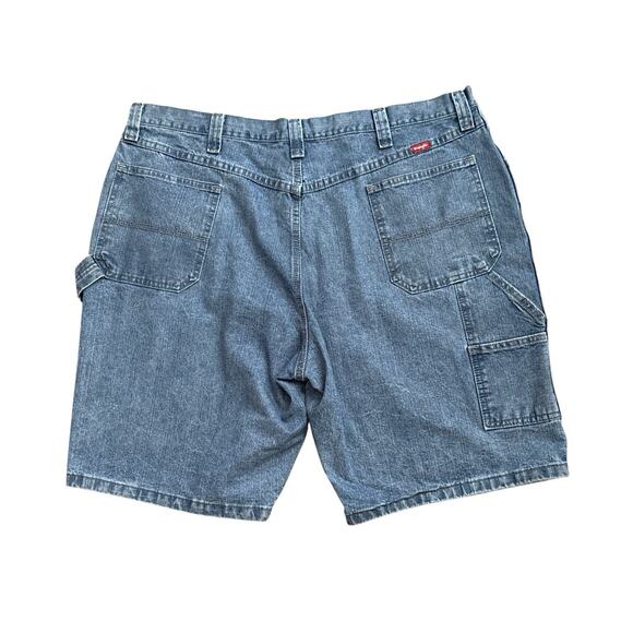 WRANGLER Mens Size 42 Utility 100% Cotton Denim Blue Jean Bermuda Shorts - Picture 2 of 7